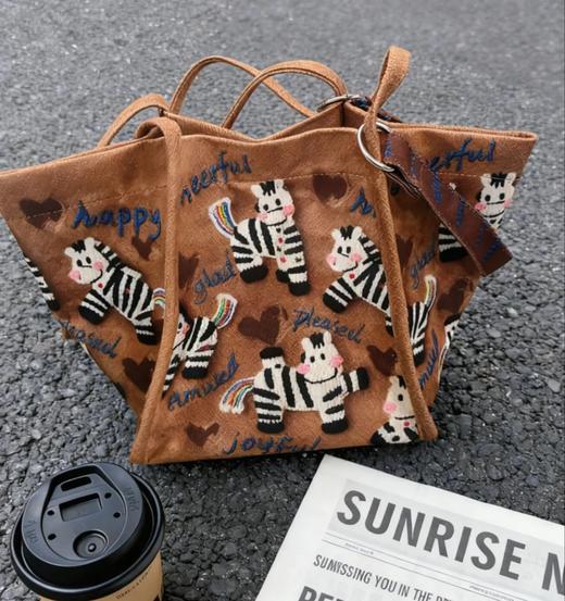 老米优品🎈 一款有趣的小挎包《马上好运☁新年定制托特包》2026年元宝帆布托特包！ 百搭文艺~~ 商品图8