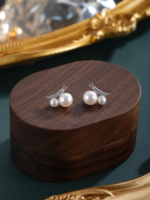 子佩集【月下蝶影】银S925珍珠惜王妃耳钉【MLEH022】7mm大珠半蝶蝴蝶蜗牛2601 商品图4