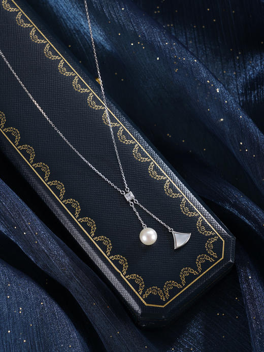 子佩集【幸运裙摆】银S925珍珠惜王妃套链【YB3780】7.5mm珠双色银杏叶吊球2601 商品图9