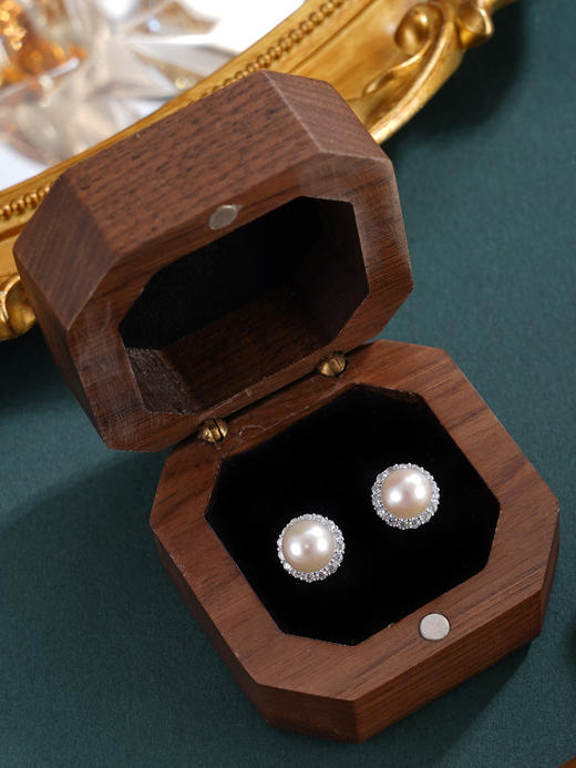 子佩集【花韵长情】银S925珍珠惜王妃耳钉【E4618】7mm珠双色太阳花2601 商品图6