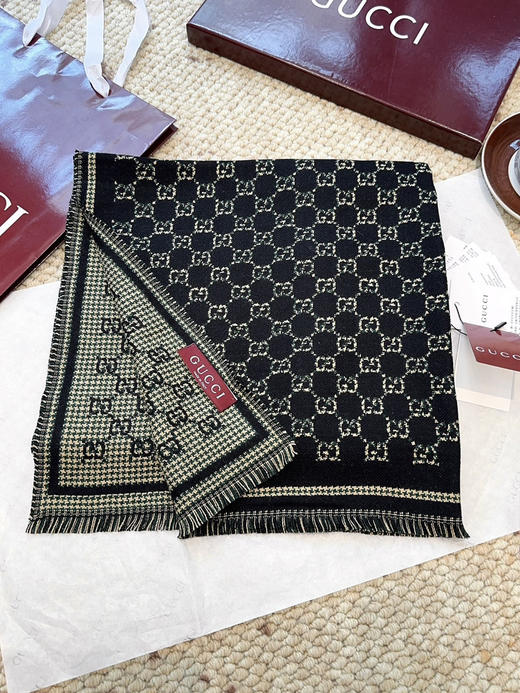 秋冬特惠💰240 古驰围巾【小G双面-Gu秋冬新款，GG时髦复古双面羊毛围巾！！】 商品图0