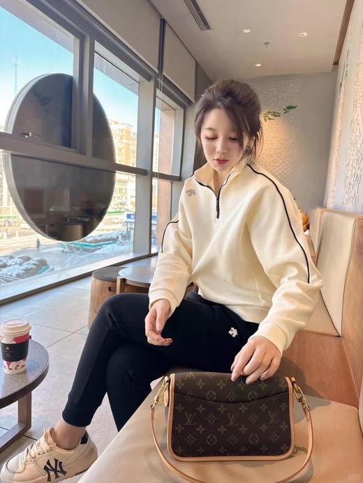 .付款减库存，清仓啦！迪家原版跑步系列运动女士半拉链高领长袖针织衫秋季新款 迪家女款套头衫 商品图2