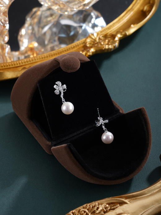 子佩集【霜妍】银S925珍珠惜王妃耳钉【MLEH010】8.5mm珠花朵2601 商品图4