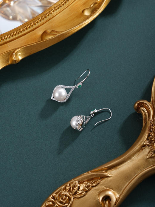 子佩集【璀璨共舞】S925珍珠惜王妃耳环【EM2571-XF】9mm珠水滴绿点2601 商品图6