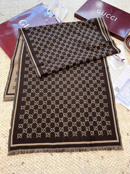 秋冬特惠💰240 古驰围巾【小G双面-Gu秋冬新款，GG时髦复古双面羊毛围巾！！】 商品图3