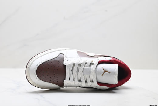 耐克乔丹Air Jordan 1 Low低帮休闲运动板鞋IR7600-211男女鞋 商品图1