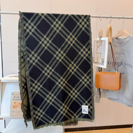 秋冬特惠💰150 巴宝莉围巾《骑士格纹长巾》 商品图0