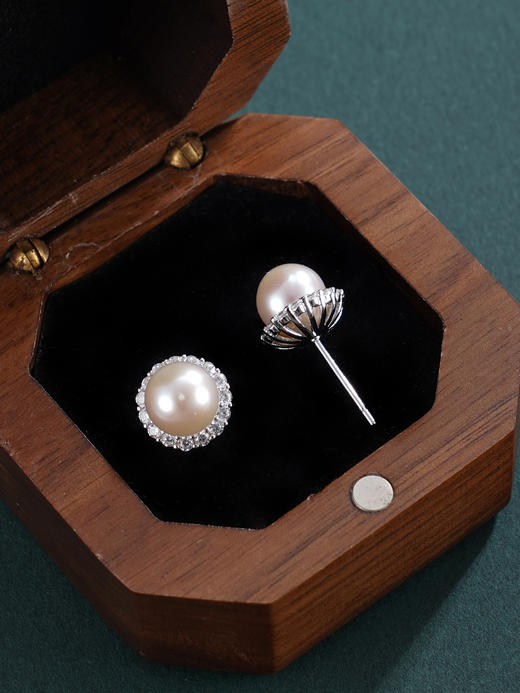 子佩集【花韵长情】银S925珍珠惜王妃耳钉【E4618】7mm珠双色太阳花2601 商品图13