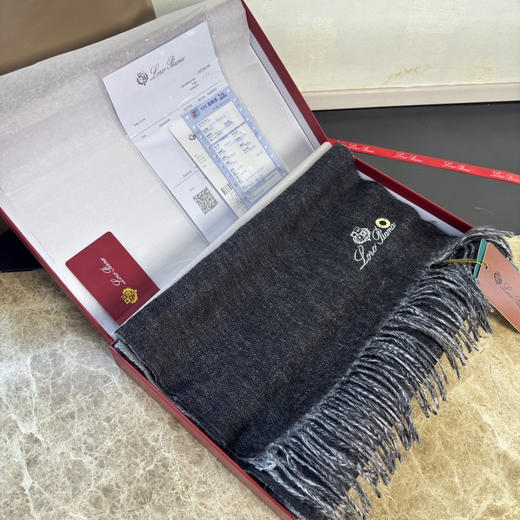 秋冬特惠💰320 诺悠翩雅围巾 送人自留都太高大上了 商品图0