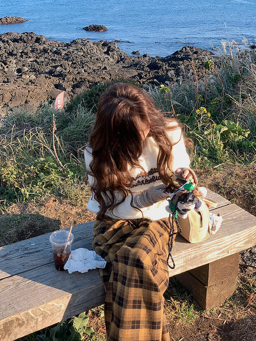 S码现货  字母毛衣 马海毛羊毛纱/刺绣字母 商品图1