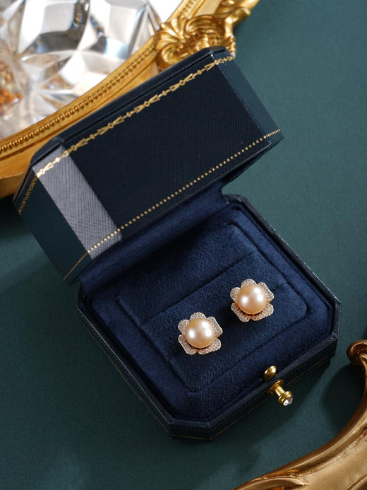 子佩集【花开情浓】银S925珍珠惜王妃耳钉【E3651】10mm珠镀金四瓣花2601 商品图3