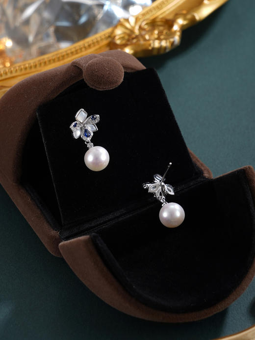 子佩集【幽蓝花开】银S925珍珠惜王妃耳钉【MLEH025】8.5mm珠蓝花朵贝母2601 商品图4