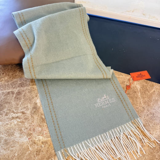 秋冬特惠💰290 爱马仕围巾 大H难得一见的温柔配色 商品图7