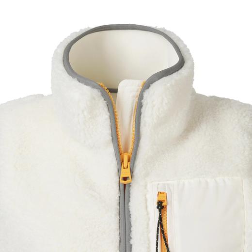 PG家早春新款女士短款小背心来了！原单❗️羊羔绒短款小背心，软软糯的手感，穿起来特别舒适，立领抓绒设计，很完美的护住颈部，保暖舒适，短款搭配高腰裤或裙子都特别显高显腿！ 商品图3