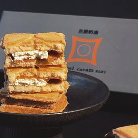 焦糖奶油夹心饼干|浓郁细腻焦糖酱+特调黄油夹心，口感层次丰富，回香特浓！