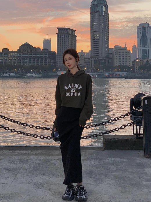 现货 韩系欧尼 字母印花/破洞连帽卫衣 商品图2