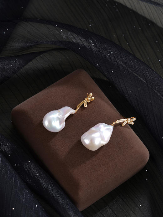 子佩集【幻梦情结】银S925珍珠惜王妃耳钉【B3780】13*25mm珠巴洛克双色蝴蝶结2601 商品图8