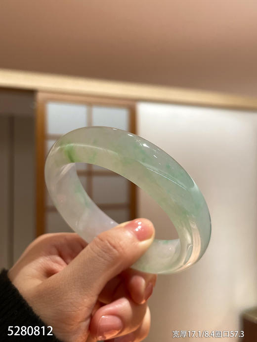 5280812，手镯，圈口57.3。具体价格微信咨询 商品图2