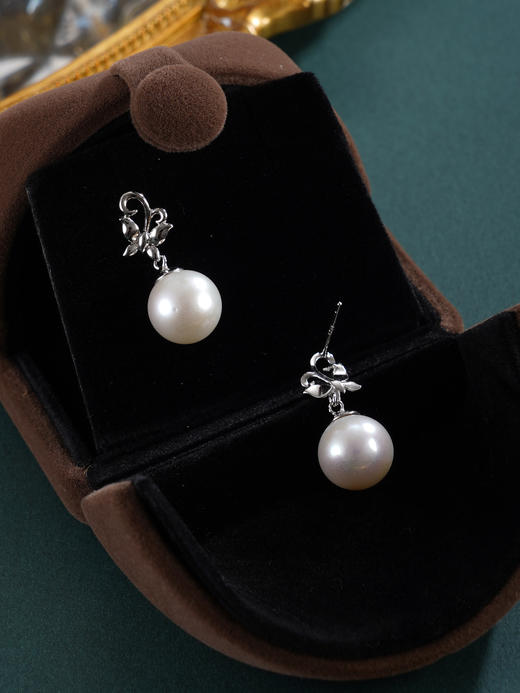 子佩集【蝴蝶知遇】银S925珍珠惜王妃耳钉【E4030】11mm珠双色蝴蝶2601 商品图10