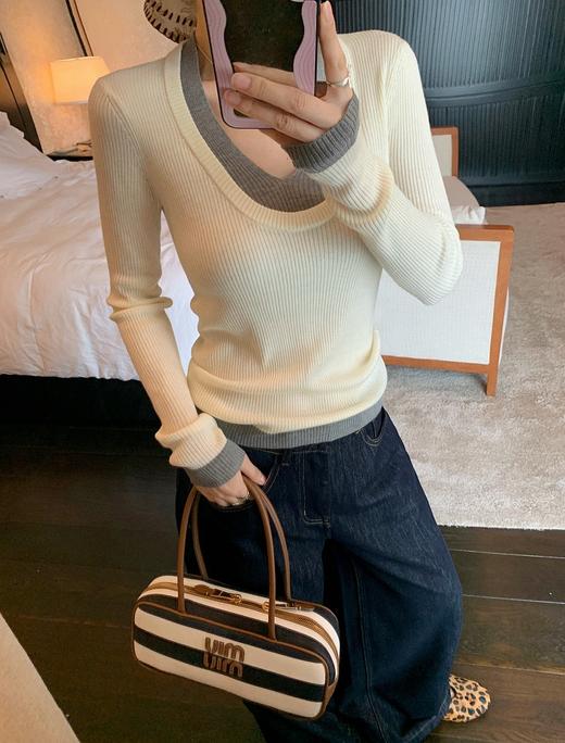 <曾小咸推荐> 复古V领撞色假两件针织衫 日常139/件 活动价89.99/件！【预售款，预计3-15天发货】 商品图9