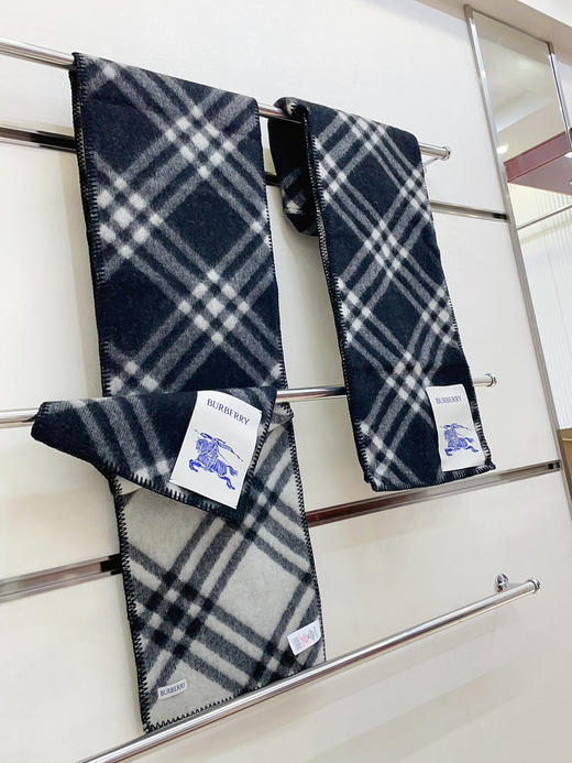 秋冬特惠💰150 巴宝莉围巾 低调的奢侈感 柔美精英高手级别的时髦感围巾 商品图2