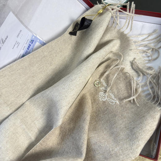 秋冬特惠💰320 诺悠翩雅围巾 送人自留都太高大上了 商品图5