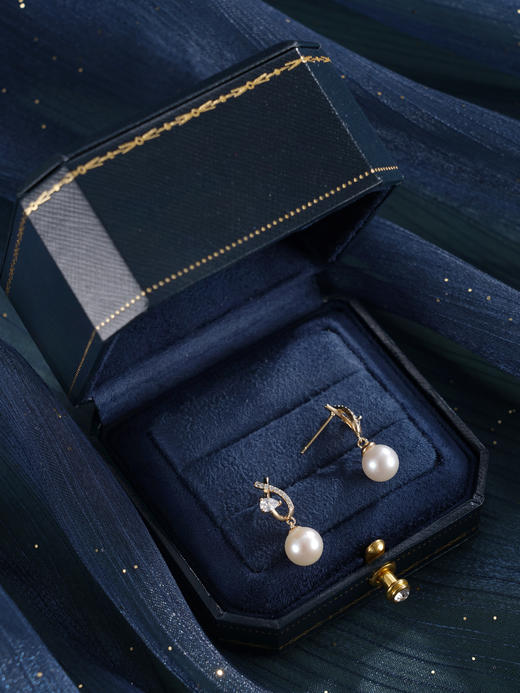 子佩集【灵犀共鸣】银S925珍珠惜王妃耳钉【YE0829A】8mm珠双色交织丝带2601 商品图5