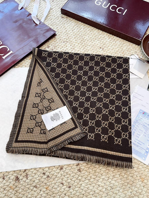 秋冬特惠💰240 古驰围巾【小G双面-Gu秋冬新款，GG时髦复古双面羊毛围巾！！】 商品图0
