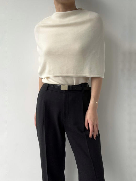 YANYI CHANG｜91910941 可脱卸袖子披肩式 套头毛衫 [ 雅白 ] 商品图8