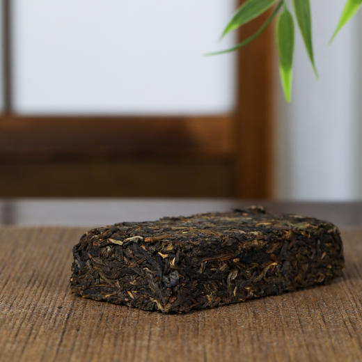 2012年冰岛古树茶砖（生茶）90g 商品图5