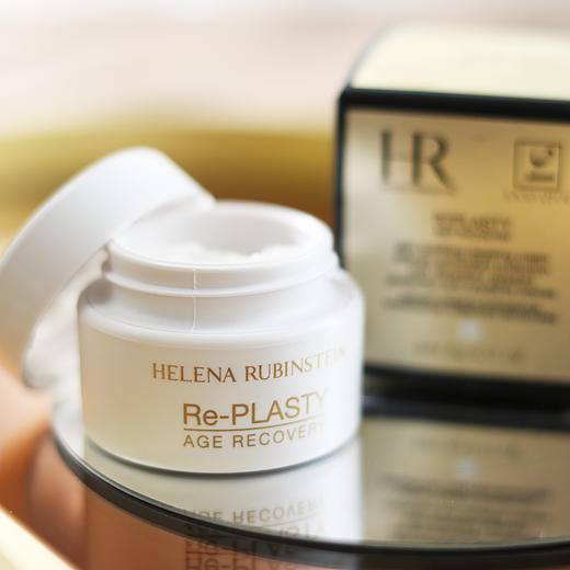 【香港直邮】赫莲娜小样四件套礼盒装 至美琉光恒采精萃露30ml+悦活新生肌源修护精华露10ml+黑绷带晚霜5ml+白绷带日霜5ml 商品图4