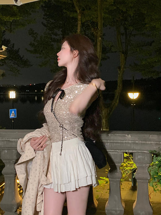 现货 香氛假日 春夏氛围少女 定制细闪上衣 商品图4