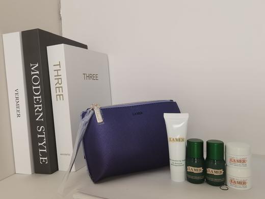 【香港直邮】LA MER/海蓝之谜旅行套装 洁面30ml+磨砂精粹水15ml*2+经典面霜7ml*2+化妆包随机发 商品图2
