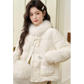 鹿向南「山茶白羽」米杏色短款毛领羽绒服女2025冬季新款保暖外套