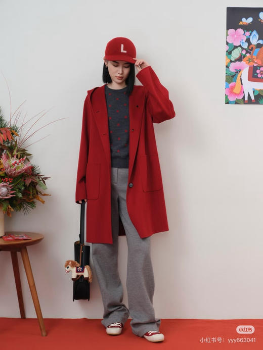 114-3 原价1699 渠道货 原材 小禾双面羊毛呢 手工剖缝 红色连帽大衣 新年小红帽大衣 商品图8