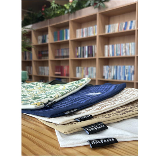 帆布包《黄帝内经》款（棕色）  中国中医药出版社文创产品  文创纪念品 网红包包 手提环保袋 购物袋 商品图3