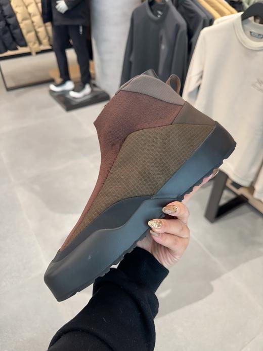 到手价1599元 始祖鸟Kragg一脚蹬男士，上脚简直一绝，中帮款 kragg堪称恢复鞋王者 脚感无敌 美国代购，无中文标签，介意慎拍 商品图1