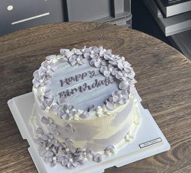 紫色裱花蛋糕B款