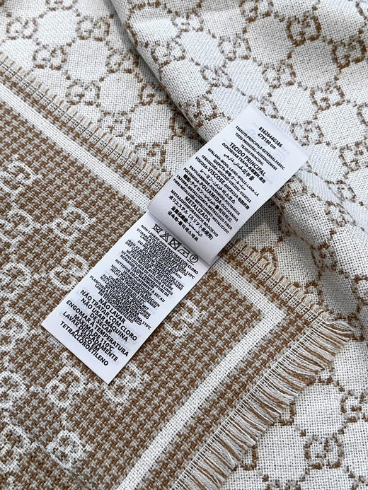 秋冬特惠💰240 古驰围巾【小G双面-Gu秋冬新款，GG时髦复古双面羊毛围巾！！】 商品图1