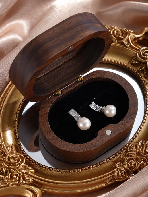 子佩集【柔光月渡】银S925珍珠惜王妃耳钉【E4576】8mm珠一字半环2601 商品图5