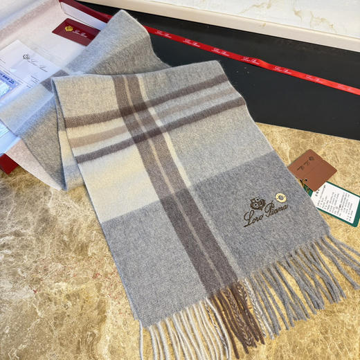 秋冬特惠💰400 诺悠翩雅围巾 秋冬新品【山羊绒水波纹格纹围巾】 商品图0