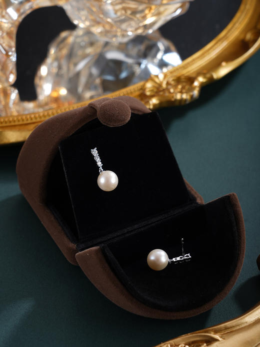 子佩集【缪斯星辰】银S925珍珠惜王妃耳钉【MLEH016】8.5mm珠一字吊球2601 商品图4