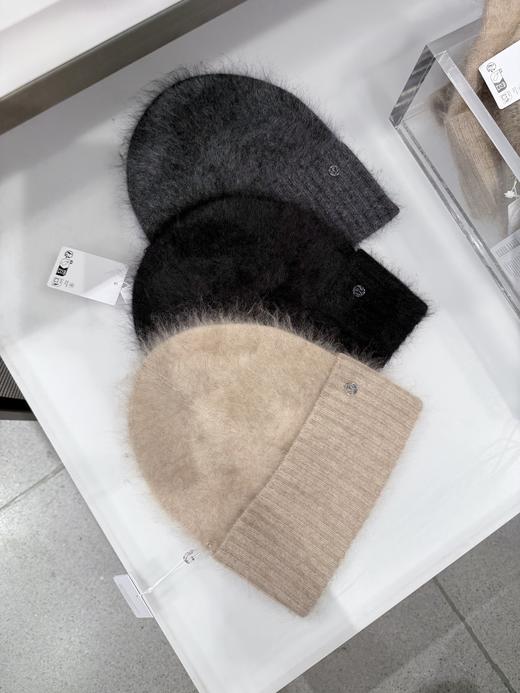 到手价499元 Lulu女士百分百山羊绒冷帽 质感非标好 保暖 厚度刚好 三个颜色都非常百搭 显白 摸起来非常软糯  国内售价1000美国代购，无中文标签，介意慎拍 商品图0