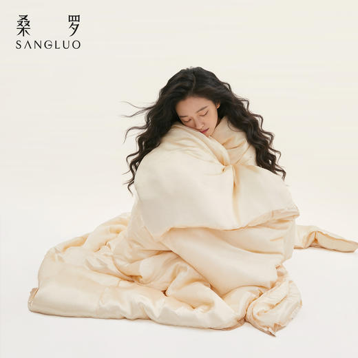 【新年焕新送礼】桑罗手工蚕丝被子母被静音零压亲肤好睡（连胎套都是奢侈的） 商品图0