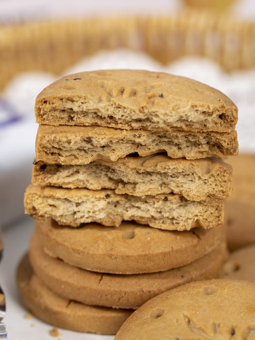 老米优品🎈买3送1。配料表干净，控卡轻食《奇亚籽青稞饼干》0反式脂肪酸。 228g*1盒 1盒14包 高膳食纤维酥性饼干 商品图1