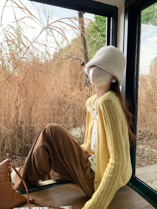 <曾小咸推荐>现货秒杀 ！微信超特价！加绒休闲裤  秒杀89.99！ 休闲裤（不加绒） 秒杀79.99！蓝色开衫 秒杀99.99！假两件针织 秒杀 89.99！ 商品图13
