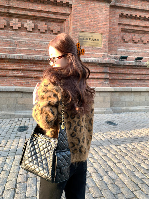 <曾小咸推荐>现货秒杀 ！微信超特价！ 复古豹纹毛衣开衫 日常199.99 立减110 秒杀89.99！！ 商品图6