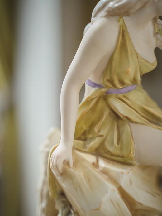 独角鹿西洋古董20世纪捷克Royal Dux瓷窑出品新艺术风格「水泽仙女」主题陶瓷雕塑托盘摆件 商品图6