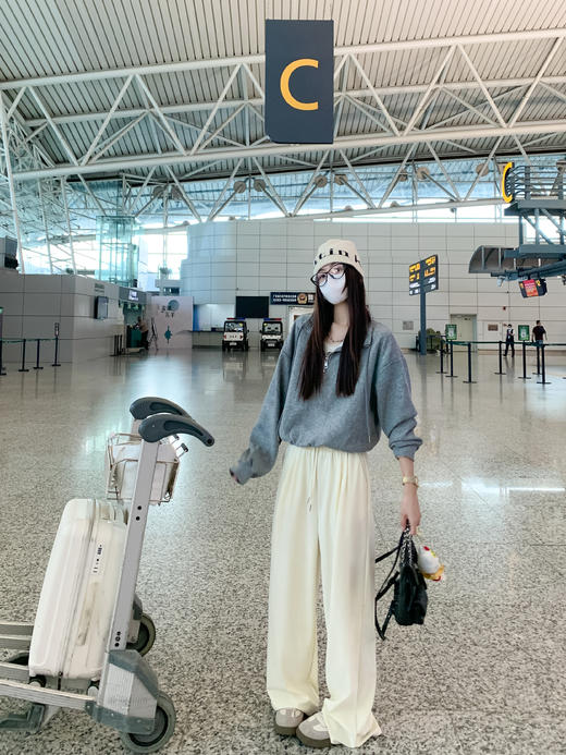 <曾小咸推荐>现货秒杀 ！微信超特价！加绒休闲裤  秒杀89.99！ 休闲裤（不加绒） 秒杀79.99！蓝色开衫 秒杀99.99！假两件针织 秒杀 89.99！ 商品图8