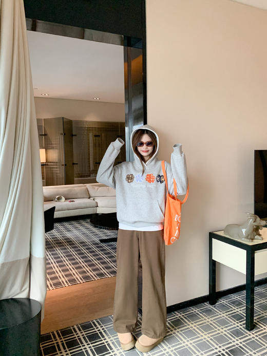 <曾小咸推荐>现货秒杀 ！微信超特价！韩系绣花加绒连帽卫衣 日常229.99 立减140 秒杀89.99！！ 商品图5